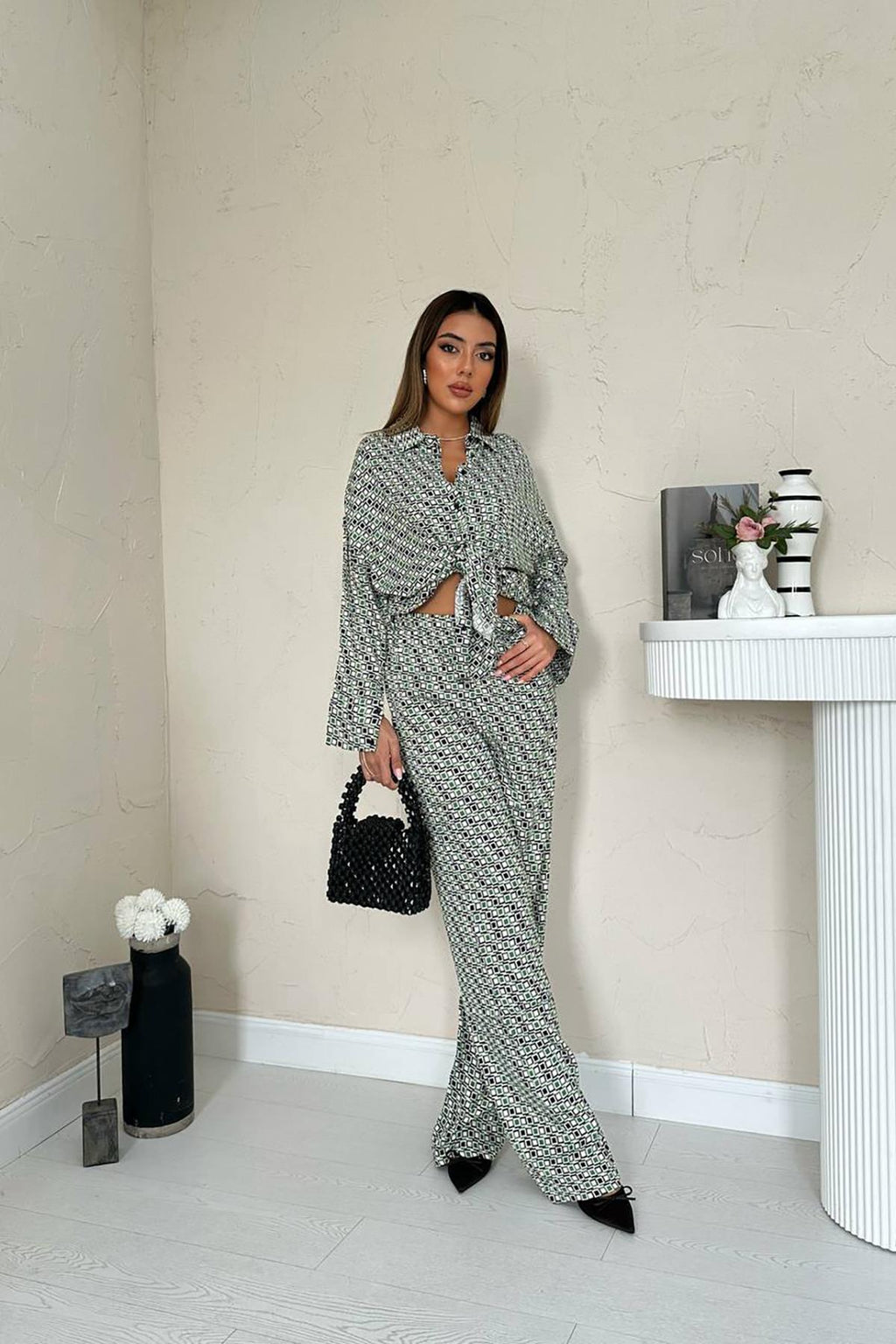 Luxury Two-Piece Set – Timeless Elegance