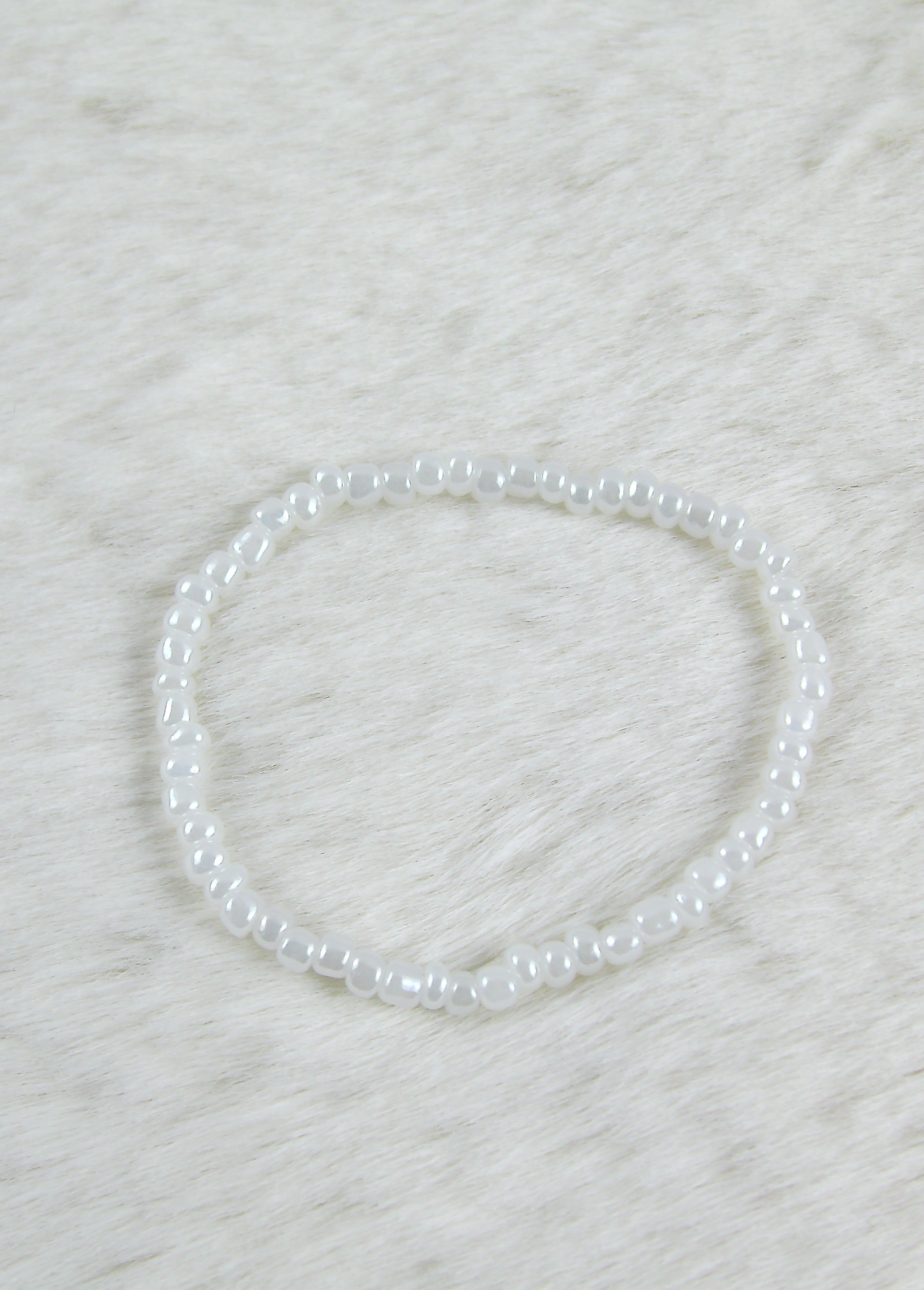 Witte grote kralen armband
