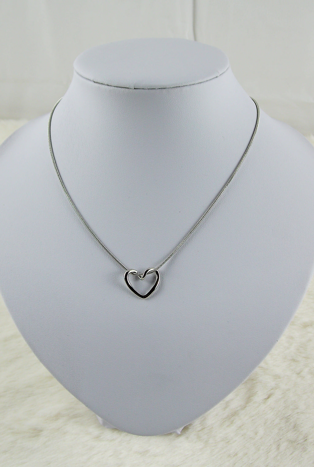 Zilveren ketting hartje