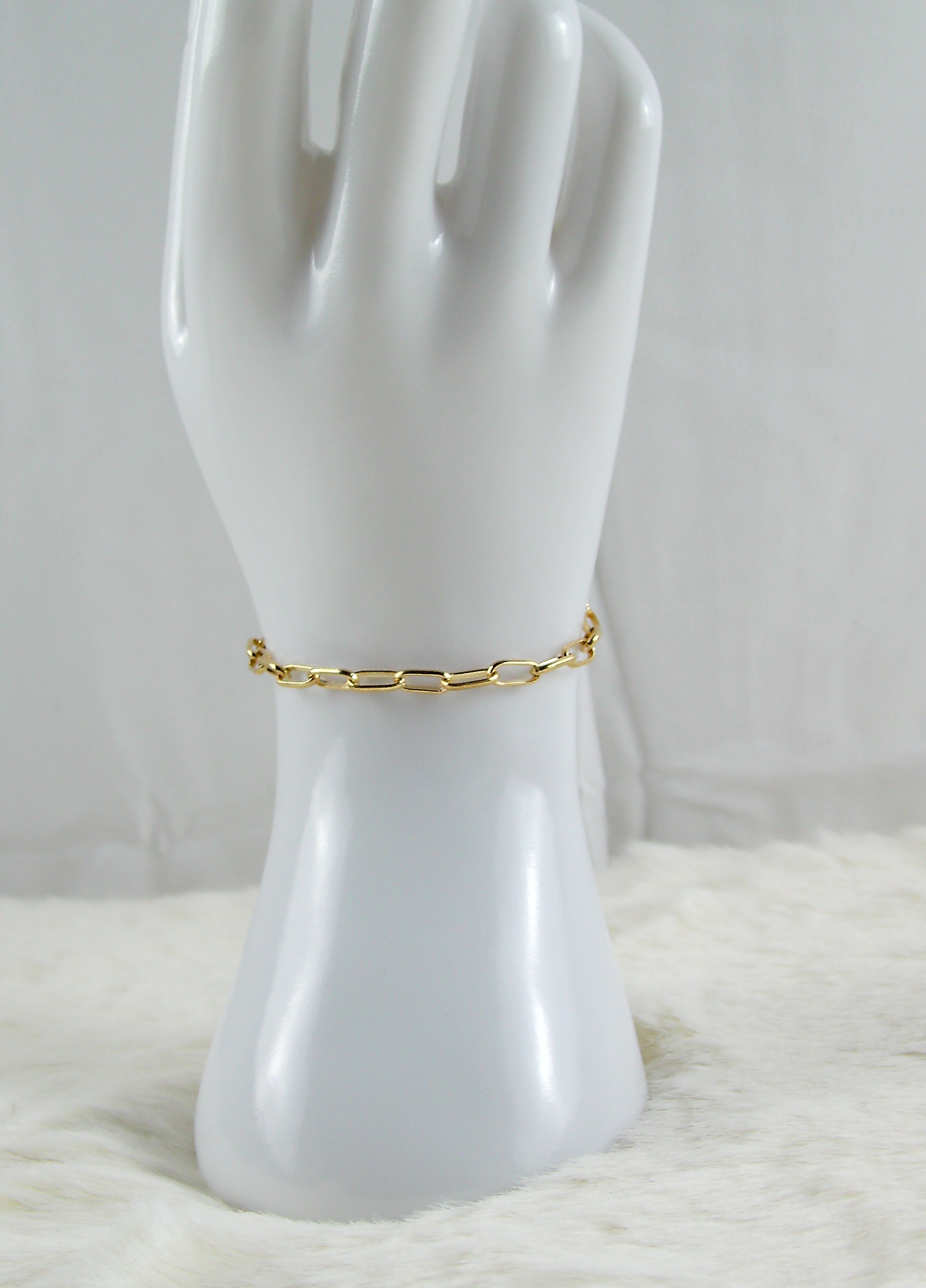 Gouden basic armband schakeltjes aan elkaar