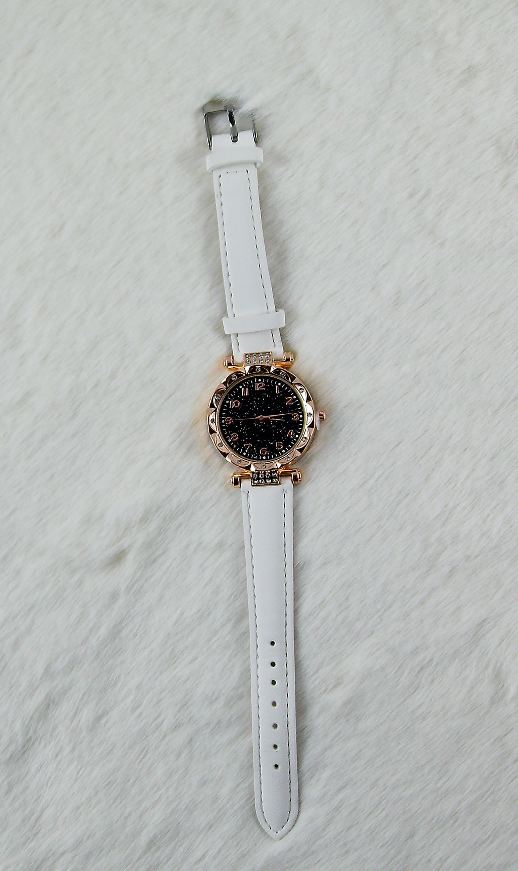 Witte bloemen horloge met glitters