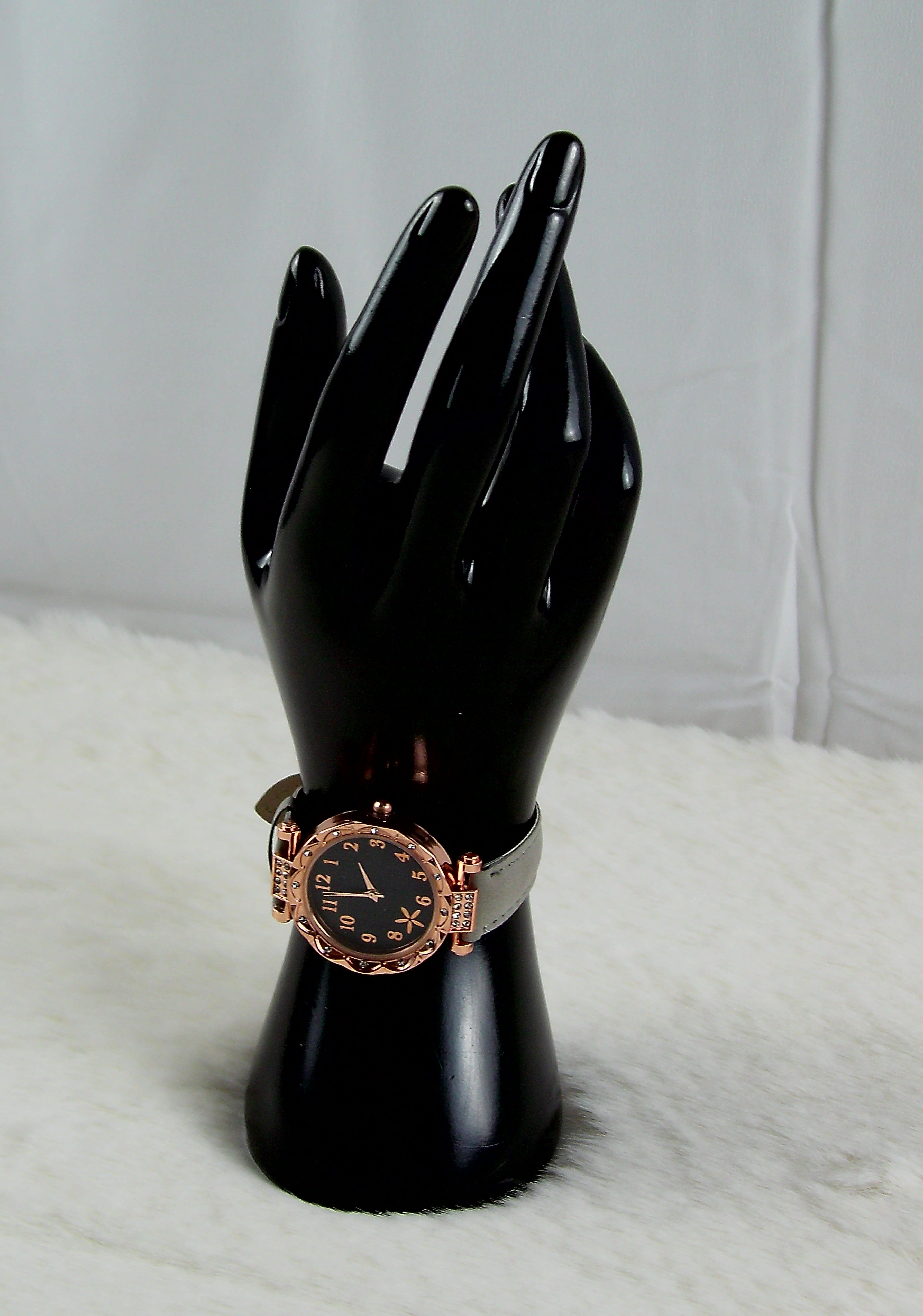 Grijze horloge met bloemen display