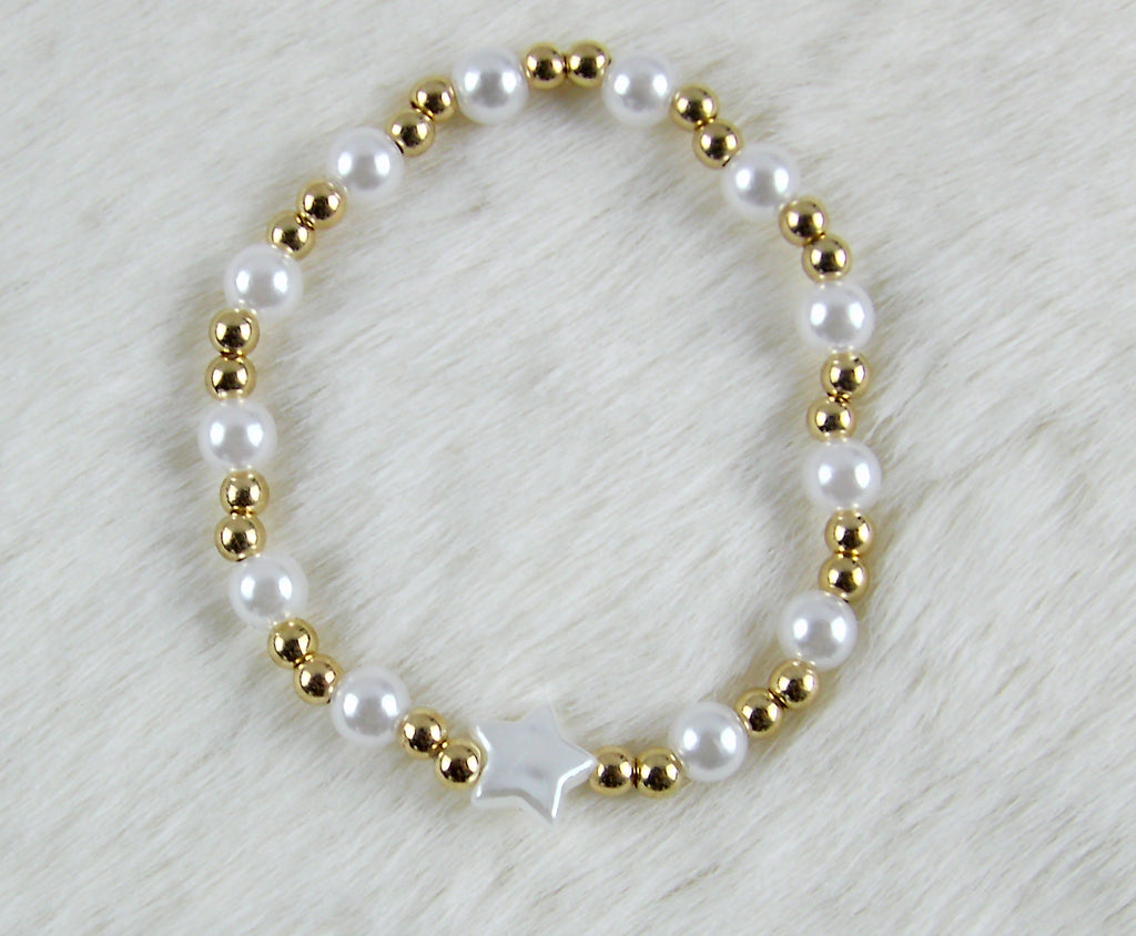 Goud met witte parel en ster kralen armband