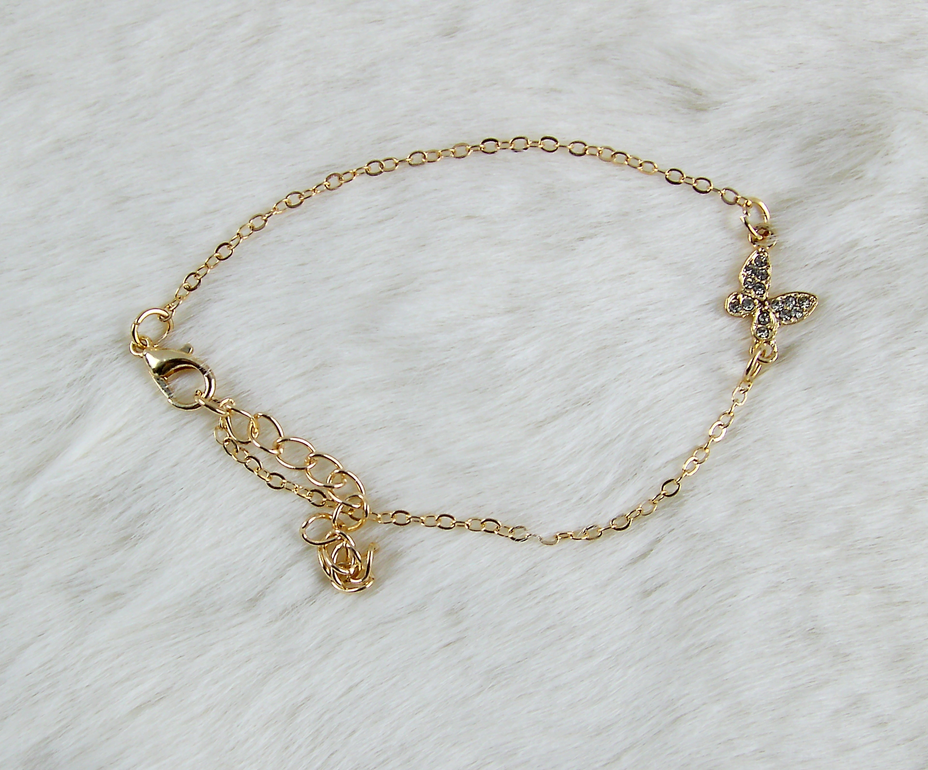 Goud diamanten kleine vlinder armband