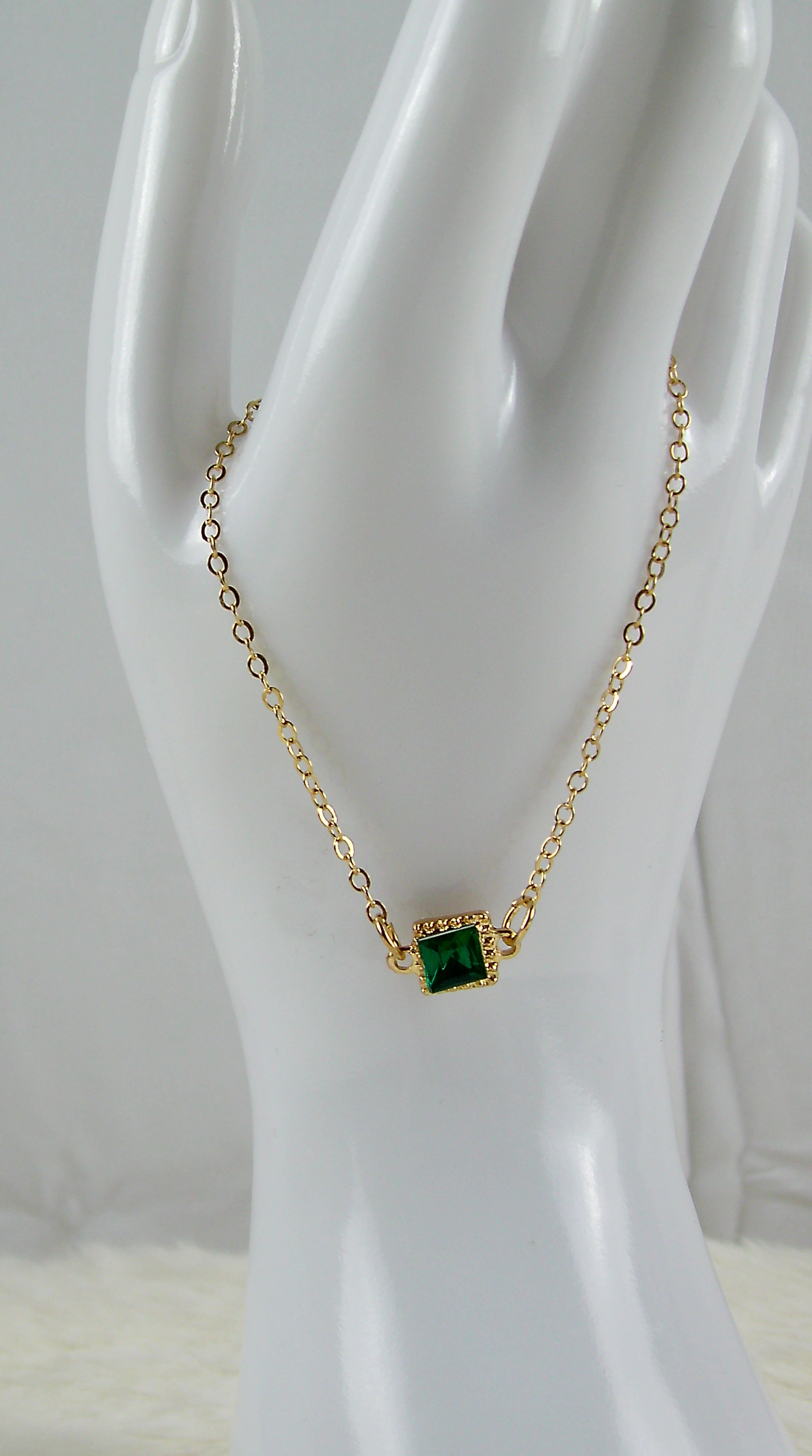 Smaragd groene diamant gouden armband