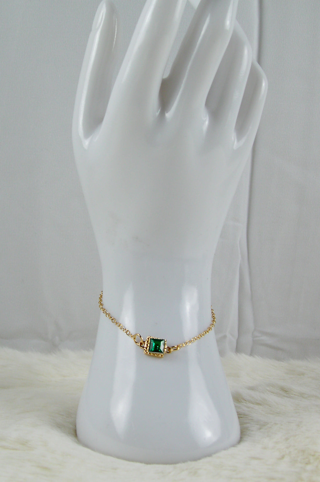 Smaragd groene diamant gouden armband