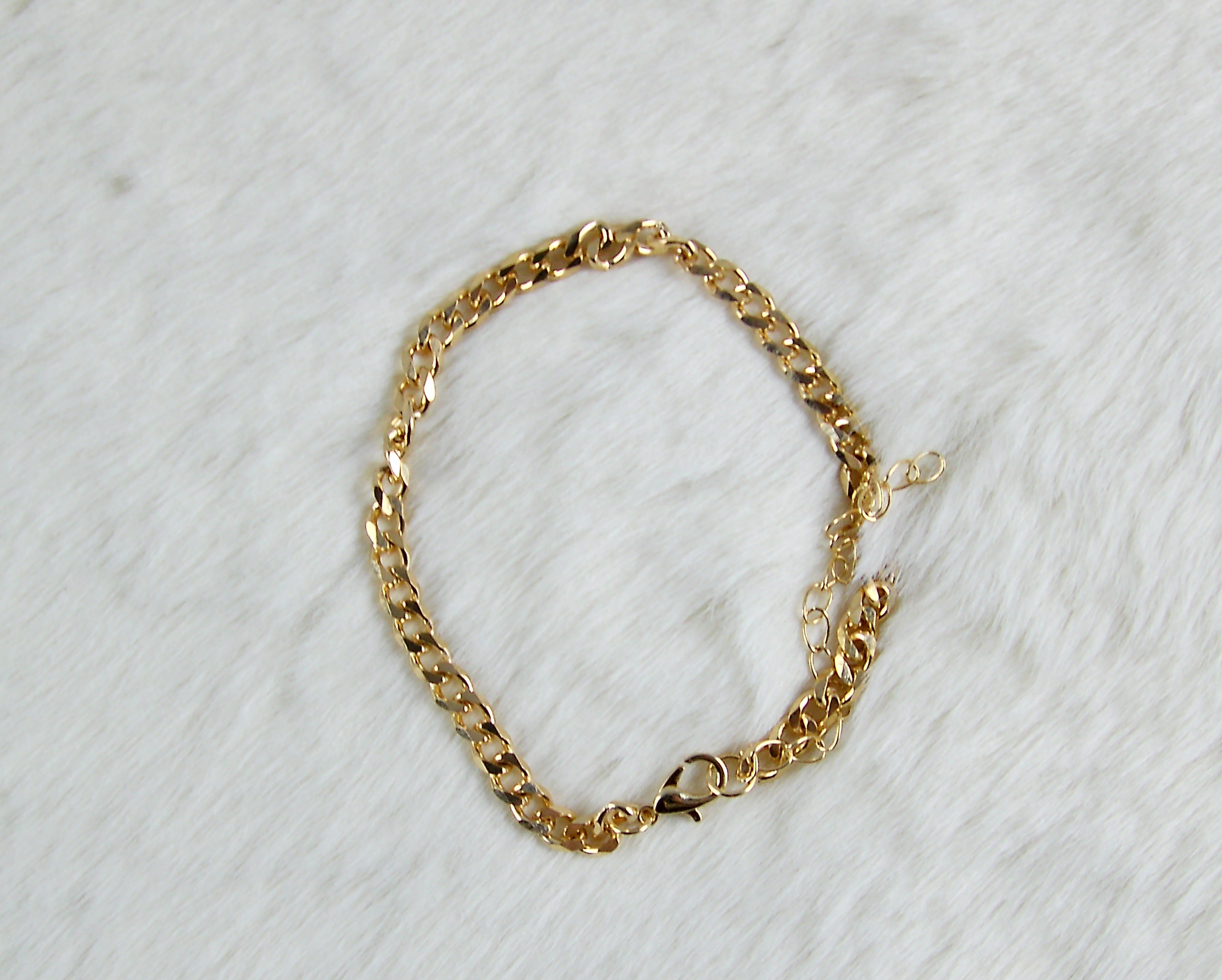 Basic golden armbandje