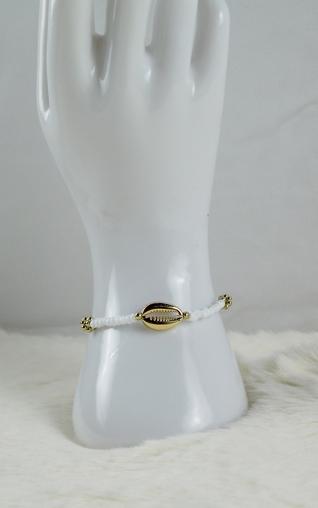 Witte zee armband met schelp