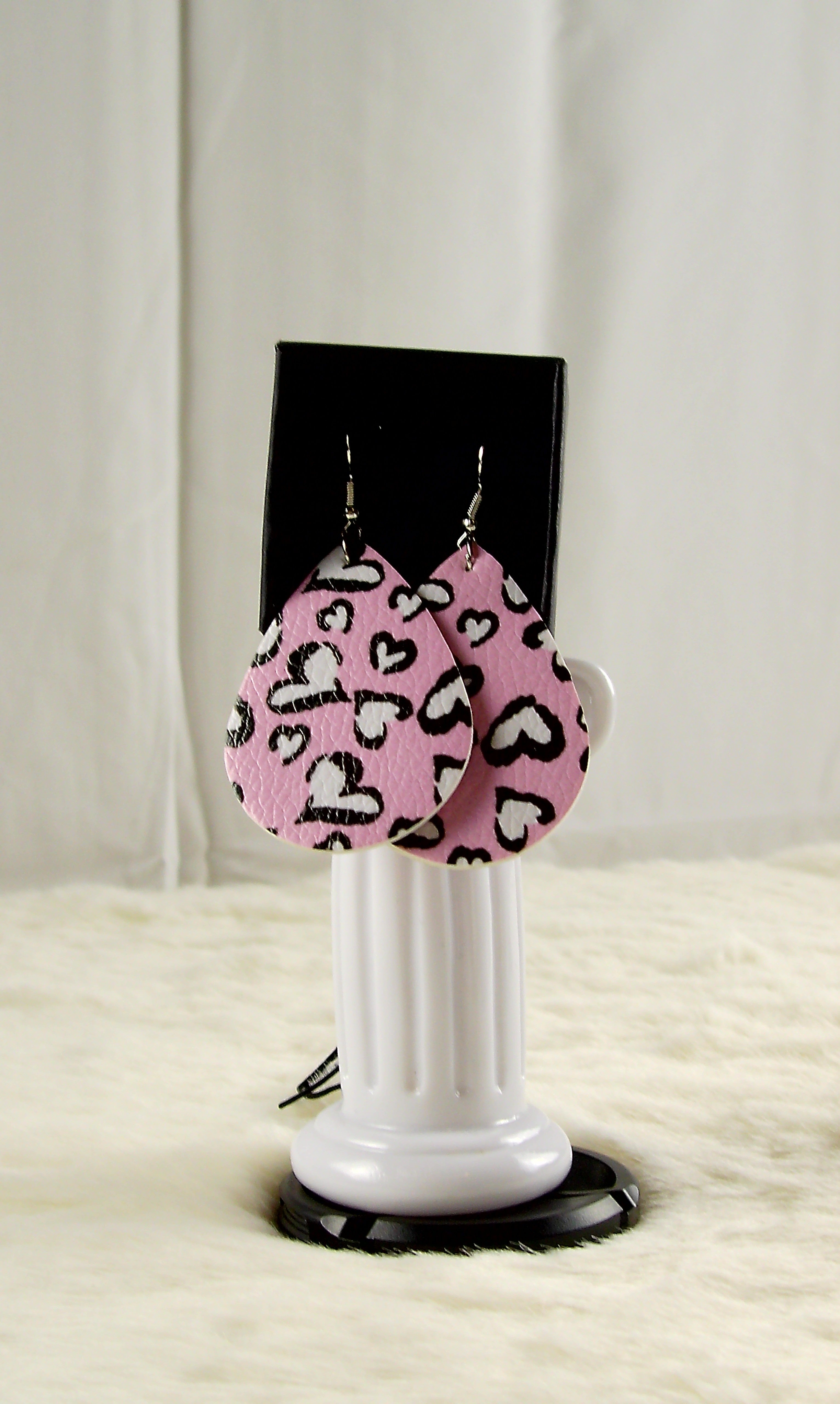 Oorbellen druppel met hartjes