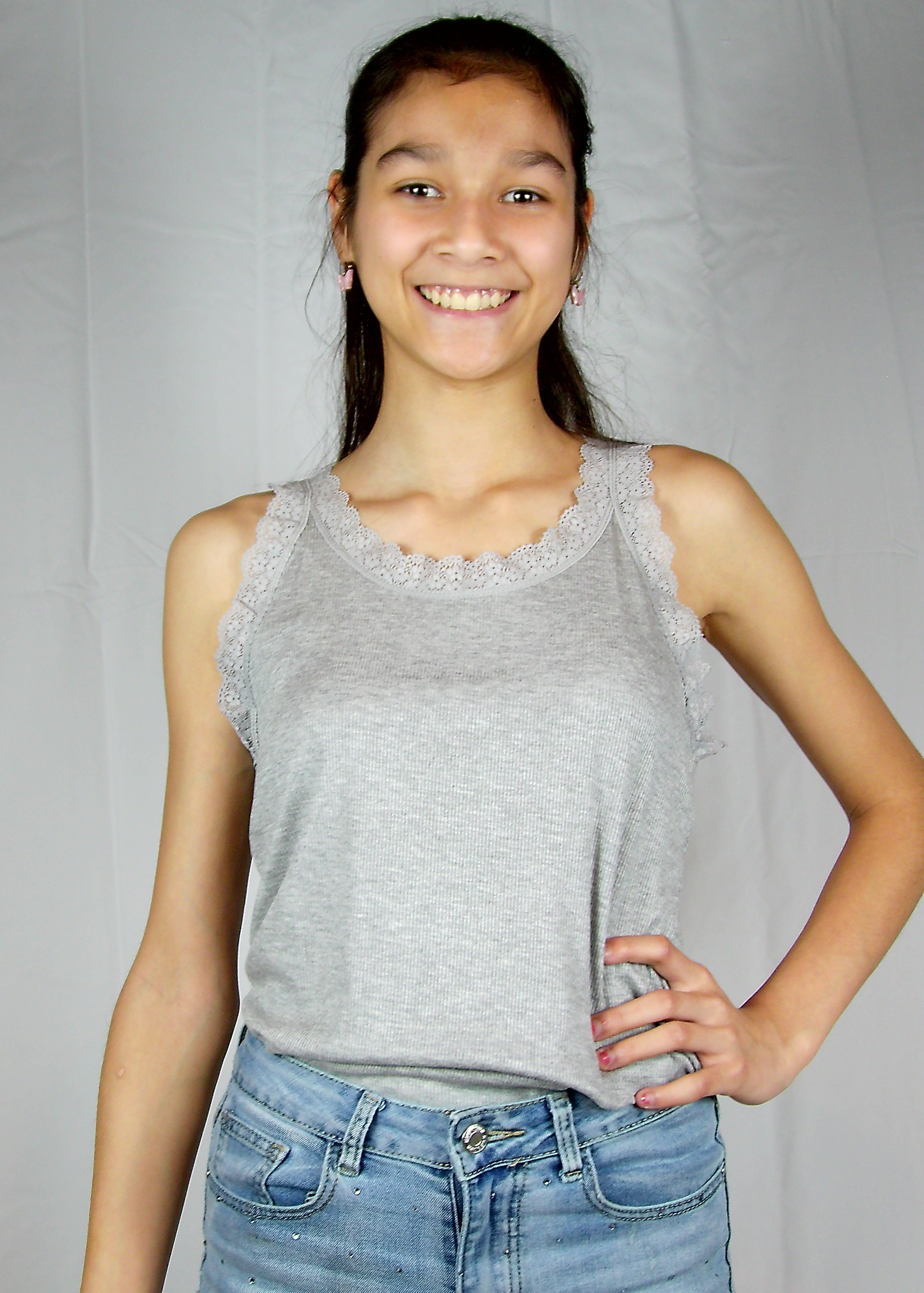 Rib Top met Kant – Lichtgrijs