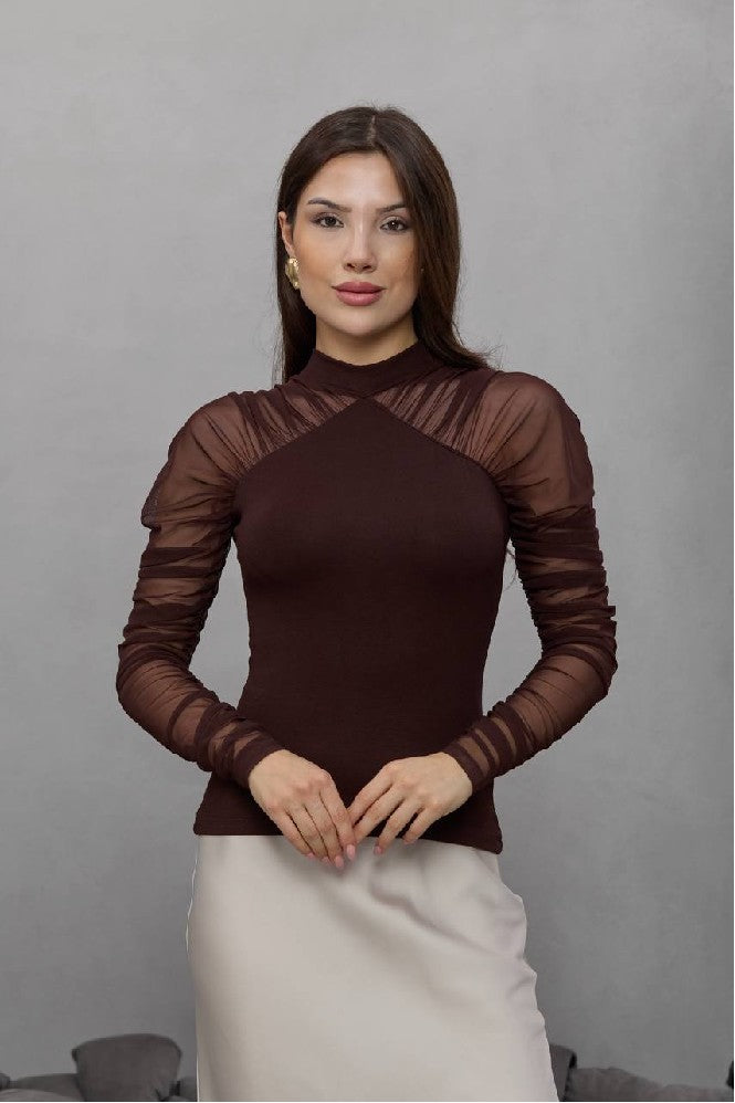 Elegante bruine blouse